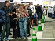 Airline CEOs Urge Congress to End Shutdown and Pay TSA Workers Amid Travel Chaos