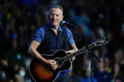 Bruce Springsteen to Headline 'No Kings' Rally in Minnesota Amid ICE and War Tensions