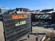 Calgary's Smugglers Restaurant Pauses Operations, Donates Inventory to Food Bank