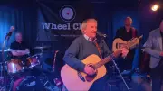 Chris de Burgh Delivers Surprise Performance at Montreal's Wheel Club in NDG