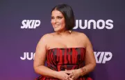 Drake Honors Nelly Furtado at Junos, Marking First Appearance Since 2011
