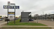 Edmonton Police Respond to Early Morning Stabbing at Northeast Motel