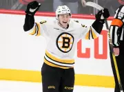 Fraser Minten Trade Haunts Maple Leafs as Bruins Center Thrives