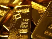 Gold Prices Stagnate Amid High Energy Costs and Fed Rate Uncertainty