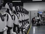 Iran War Delivers Dual Shock to Global Economy, Stifling Growth and Fueling Inflation