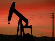 Macquarie Warns of $200 Oil if Iran Conflict Extends Through June