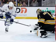 Maple Leafs Overcome Boston Jinx with Gritty 4-2 Victory Over Bruins