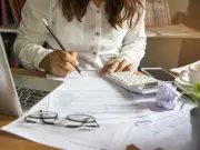 Most Canadians Haven't Filed Taxes Yet: CRA Data Reveals Key Tips