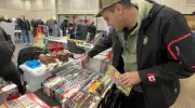 Ottawa Nostalgia and Collectable Show Draws Crowds Seeking Vintage Treasures