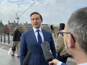 Poilievre Vows Binding LNG Deals with Europe, Pledges to Override Blocking Governments