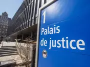 Quebec Teacher Takes School to Court Over Policy Forcing Lies About Student Gender