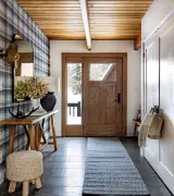 Tartan and Plaid Resurgence: Heritage Patterns Transform Modern Interiors