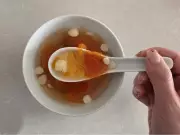 Traditional Chinese Papaya Dessert Soup: A Recipe for Lung Health and Radiant Skin