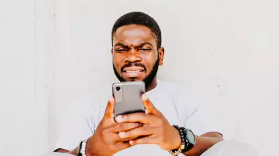 Beyond Superficial Swipes: How Men Use Dealbreakers for Authentic Dating App Connections