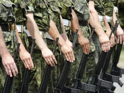 Canadian Military Personnel Face Pay Cuts as Out-of-Country Allowances Reduced