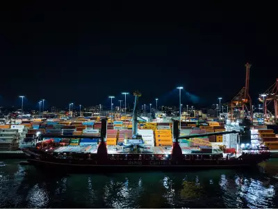 DP World Enhances Salish Sea Gateway with New Mobile Harbour Crane in Vancouver