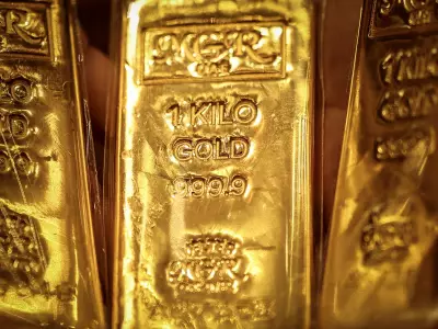 Gold Falls as US-Iran Deadlock on Strait of Hormuz Persists