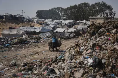 Israeli Fire Kills Five in Gaza and West Bank, Medics Report