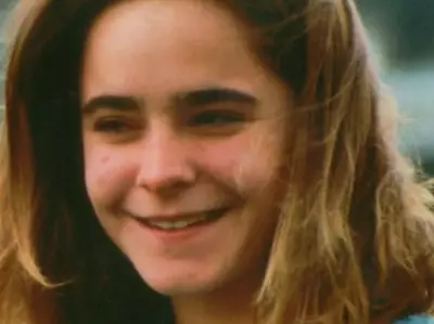 Lesbian Love Triangle Ends in Teen's Murder: Crime Hunter