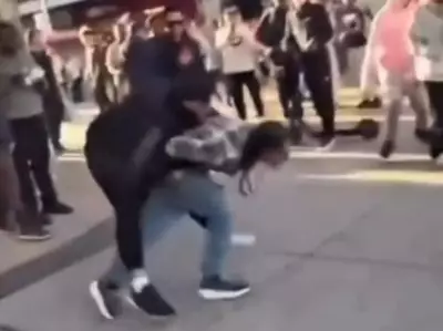 Muslim Street Preacher Foils Knife Attack on Christian Preacher in Toronto