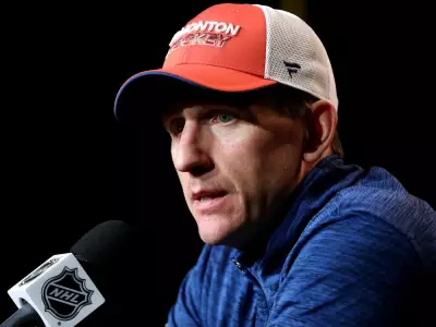 Oilers Coach Knoblauch Faces Key Goalie Decision for Game 5