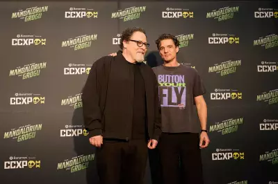 Pedro Pascal Moved to Tears at Mexico Pop Culture Convention