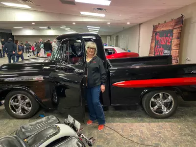 Saskatoon's Women-Run Car Club Showcased at Draggins Event