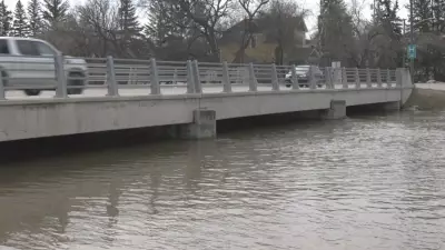 Snowmelt and Warmth Raise Flood Risk Along Manitoba's Icelandic River