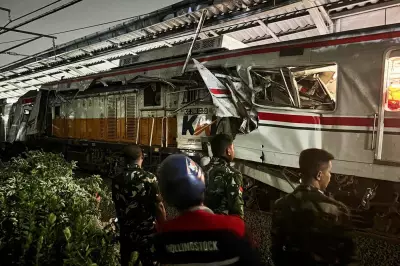 Train Collision Near Jakarta Kills at Least 4 People
