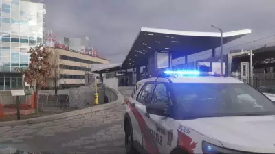 University of Ottawa Lockdown: Replica Firearm Incident Sparks Student Union Call for Action