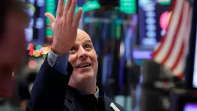 Wall Street Approaches Record High Following Two-Week Rally