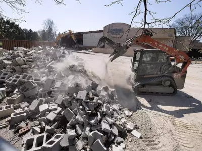 Windsor to Reveal Roseland Plans After Clubhouse Demolition