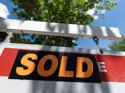 Calgary Housing Market Splits: Detached Homes Tighten While Condos Favor Buyers
