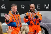 Canadian Astronaut Jeremy Hansen Orbits Earth Following Historic Artemis II Moon Launch