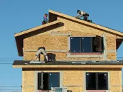 Edmonton Council Cuts Infill Height Limit to 9.5 Metres in 10-3 Vote