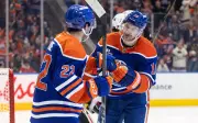 Edmonton Oilers Defeat Chicago Blackhawks 3-1, Eliminating Them from Playoffs