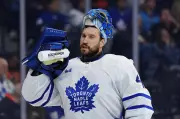 Maple Leafs Goaltender Anthony Stolarz Exits Game vs. Capitals with Lower-Body Injury