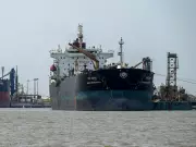 Oil Prices Rebound in Volatile Session Ahead of Trump's Iran War Speech