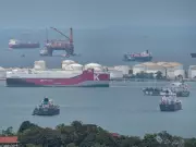 Oil Prices Swing as Iran Rejects Ceasefire, Trump Renews Hormuz Threats