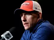 Oilers Coach Knoblauch Faces Key Goalie Decision for Game 5