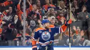 Oilers Coach Mum on Draisaitl, Dickinson Status for Game 1 vs. Ducks