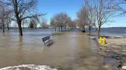 Ottawa River Slowly Recedes in Ottawa-Gatineau, Officials Warn of Second Peak