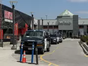 Security Guard Shot in Toronto Mall Robbery, Trump Urges Iran to Spare Women