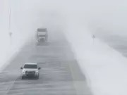 Spring Snowstorm Hits Southern Saskatchewan, Disrupts Travel with Heavy Snowfall
