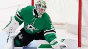Stars' Oettinger Outduels Hellebuyck in USA Goalie Duel, Jets Blanked 3-0
