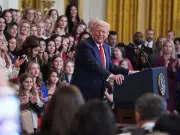 Trump's New Deadline on Iran Straits Crisis Sparks Market Anxiety Amid Ceasefire Push