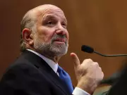 U.S. Commerce Secretary Slams Canada's Alcohol Ban as 'Insulting to America'