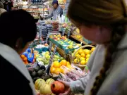 U.S. Economic Woes Signal 'One Hell of a Cold' for Canada, Economists Warn