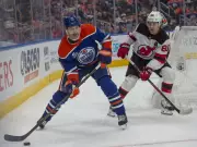 Zach Hyman Returns to Oilers Lineup for Crucial Final Regular Season Game