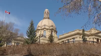 Alberta Premier Contradicts UCP President on Separation Remarks